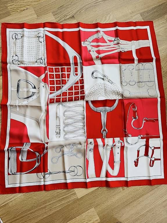 Foulards & écharpes: Original Luxus Seidenschal Set: HERMÈS, VERSACE & COACH – D'occasion à Glattbrugg par men_rxb5 2