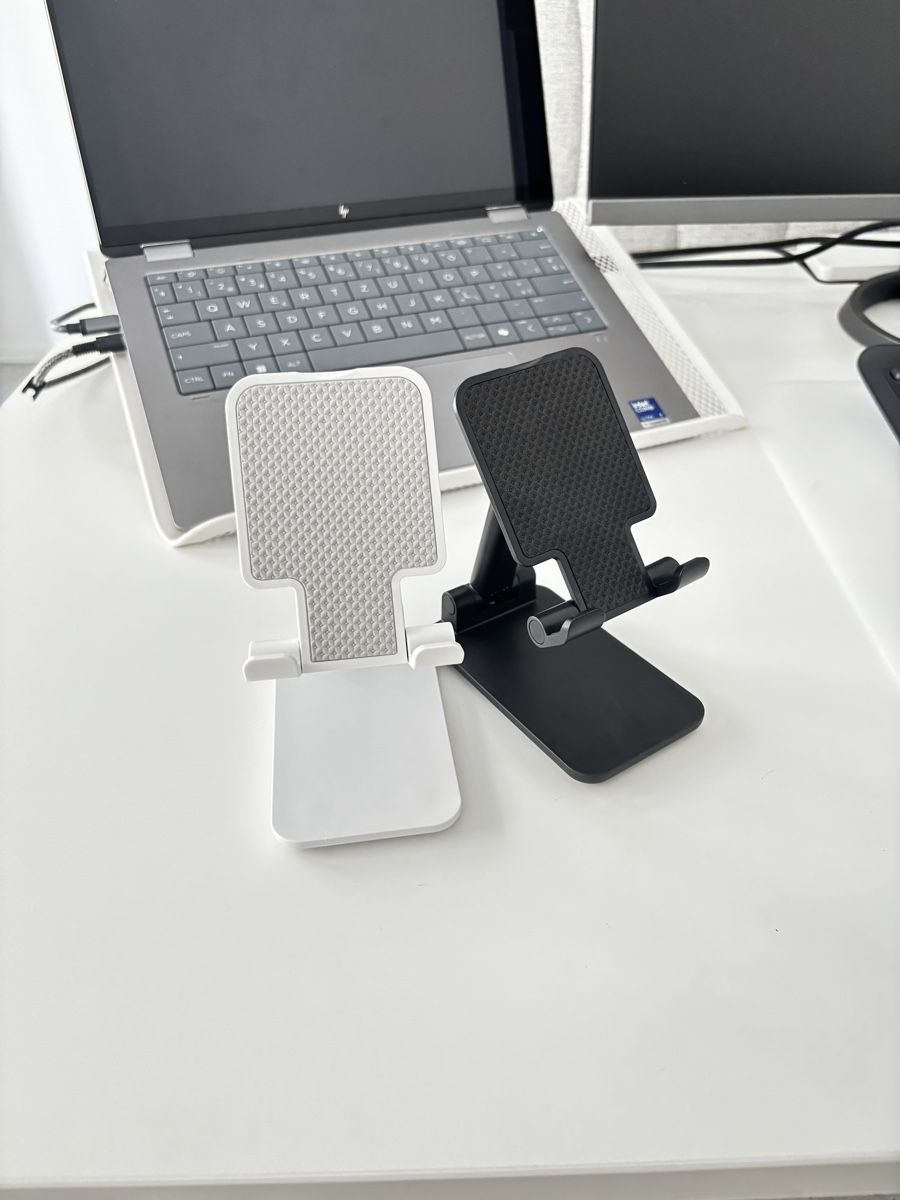 Autres accessoires pour ordinateurs: Support téléphone  – Neuf avec emballage d'origine à Grandcour par tah_wxv8