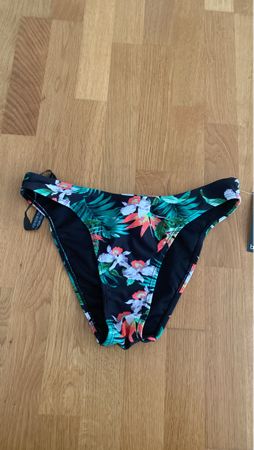 Blumen Bikiniunterteil, Grösse 36, ungetragen