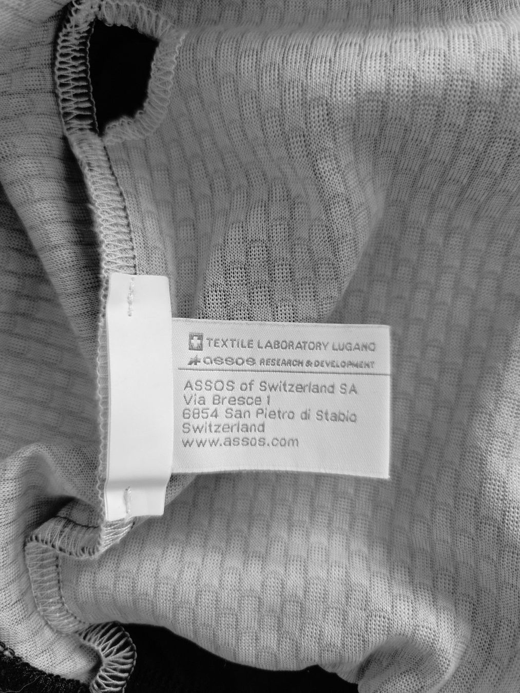 Assos Canottiere & Pantaloni: Fahrrad-Trikot von ASSOS – Usato da Oberrieden venduto da Smart570 5