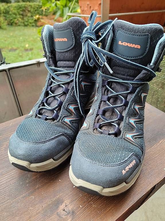 Scarpe da donna: Lowa Wanderschuhe Damen Grösse 40 – Usato da Zürich venduto da s.pfaendler 2