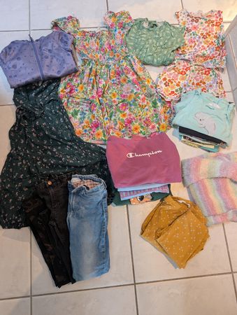 Kleiderpaket Grösse 140