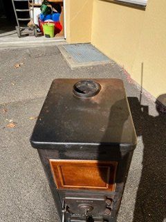 Sonstiges antikes Mobiliar: Antiker Holzofen – Gebraucht aus Basel von Dylan1994 9