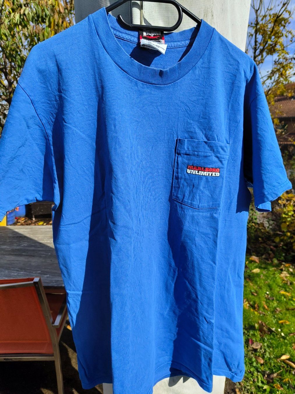 Marlboro T-shirt: Vintage Marlboro T-Shirt – Usato da Gurzelen venduto da Basiliko