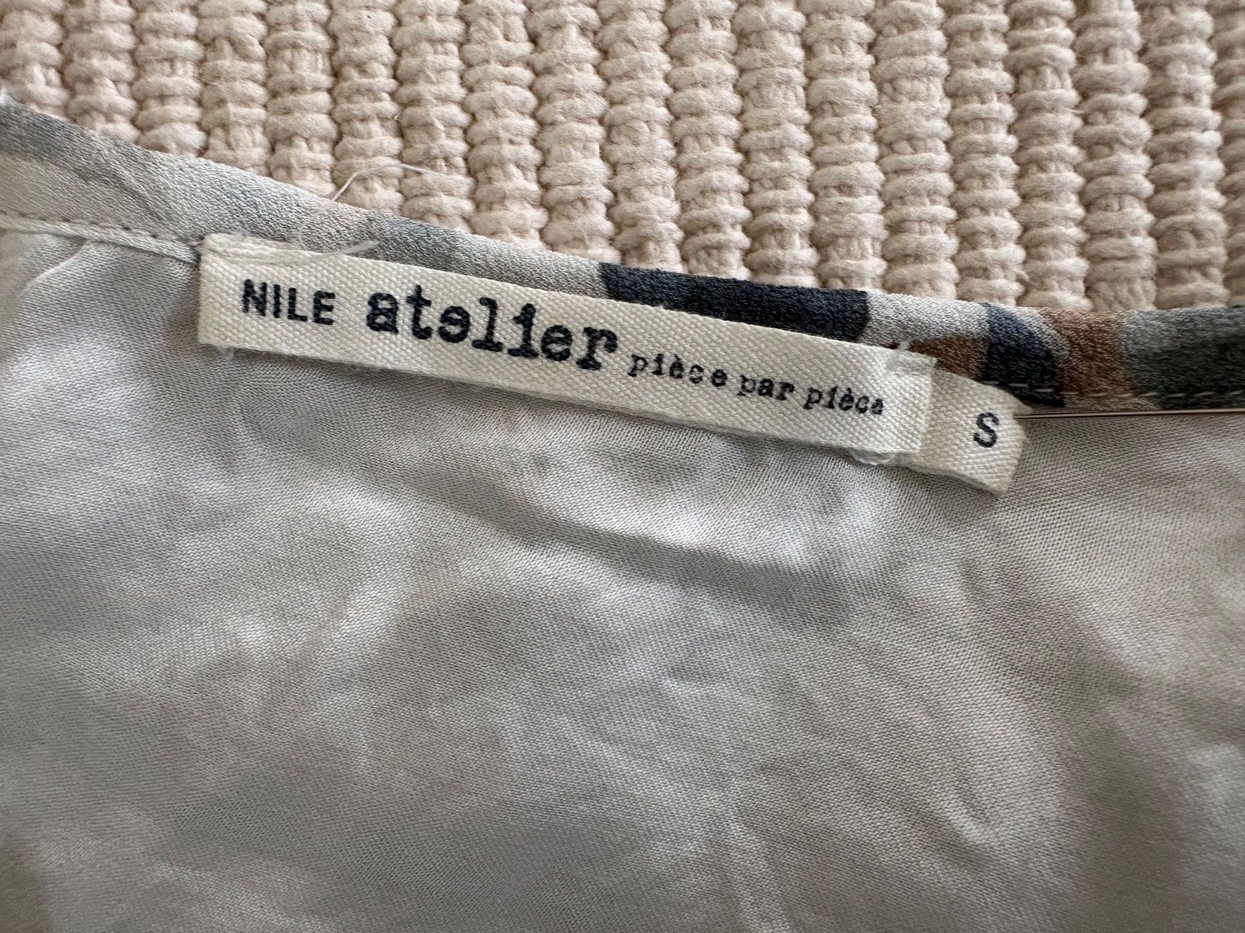 Nile Vestiti: Neues Nile Kleid S wunderschön – Usato da Hombrechtikon venduto da star8888 7