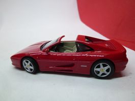 Ferrari F355 - Spider rot - schönes Modell von Univ.Model