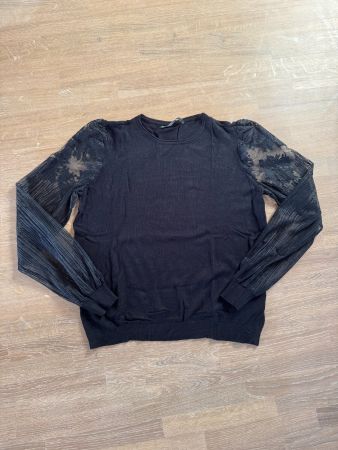 Pull noir manches transparentes ONLY M