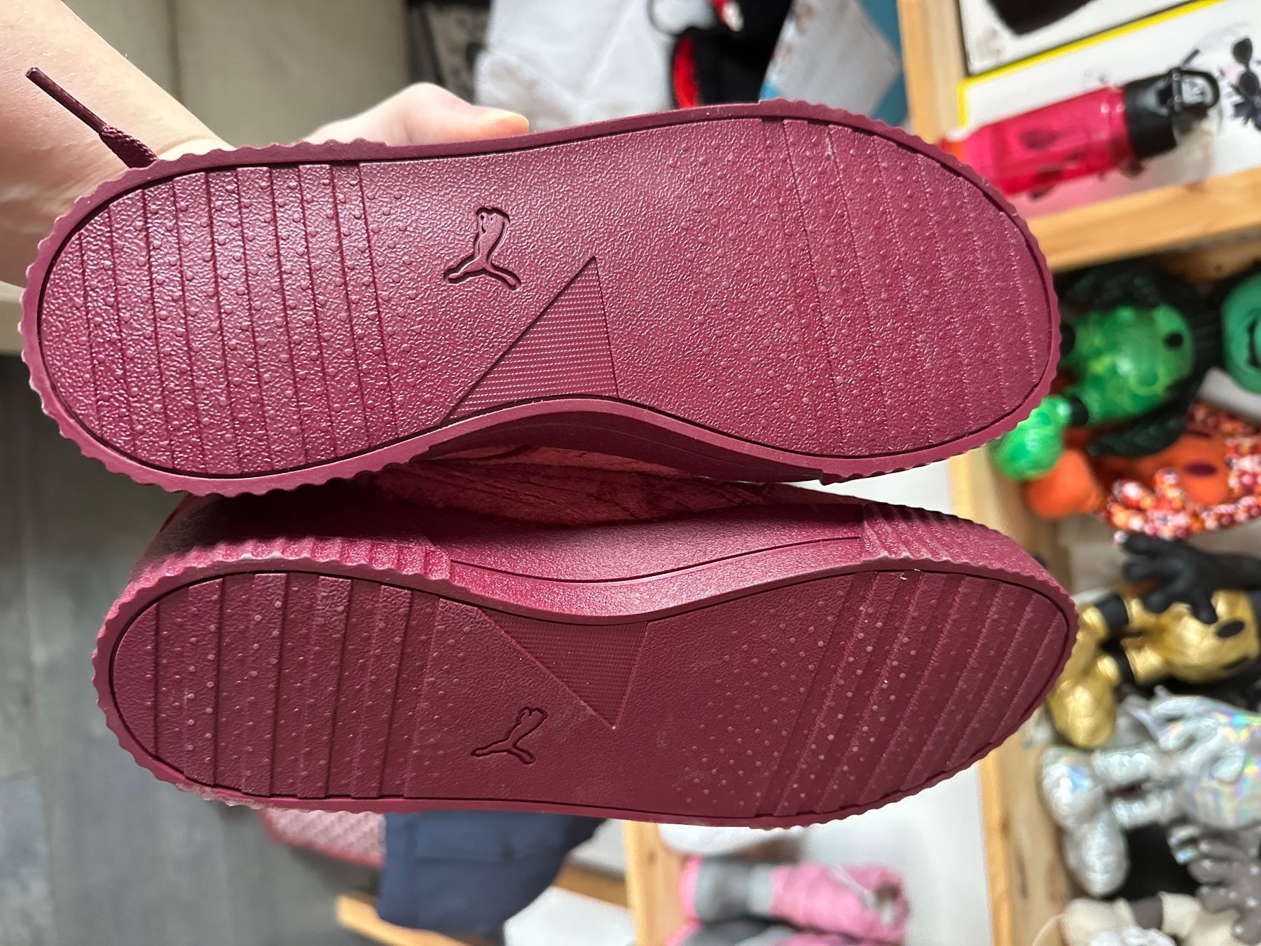 Neue Puma Samt Schuhe gr 39 Kaufen auf Ricardo