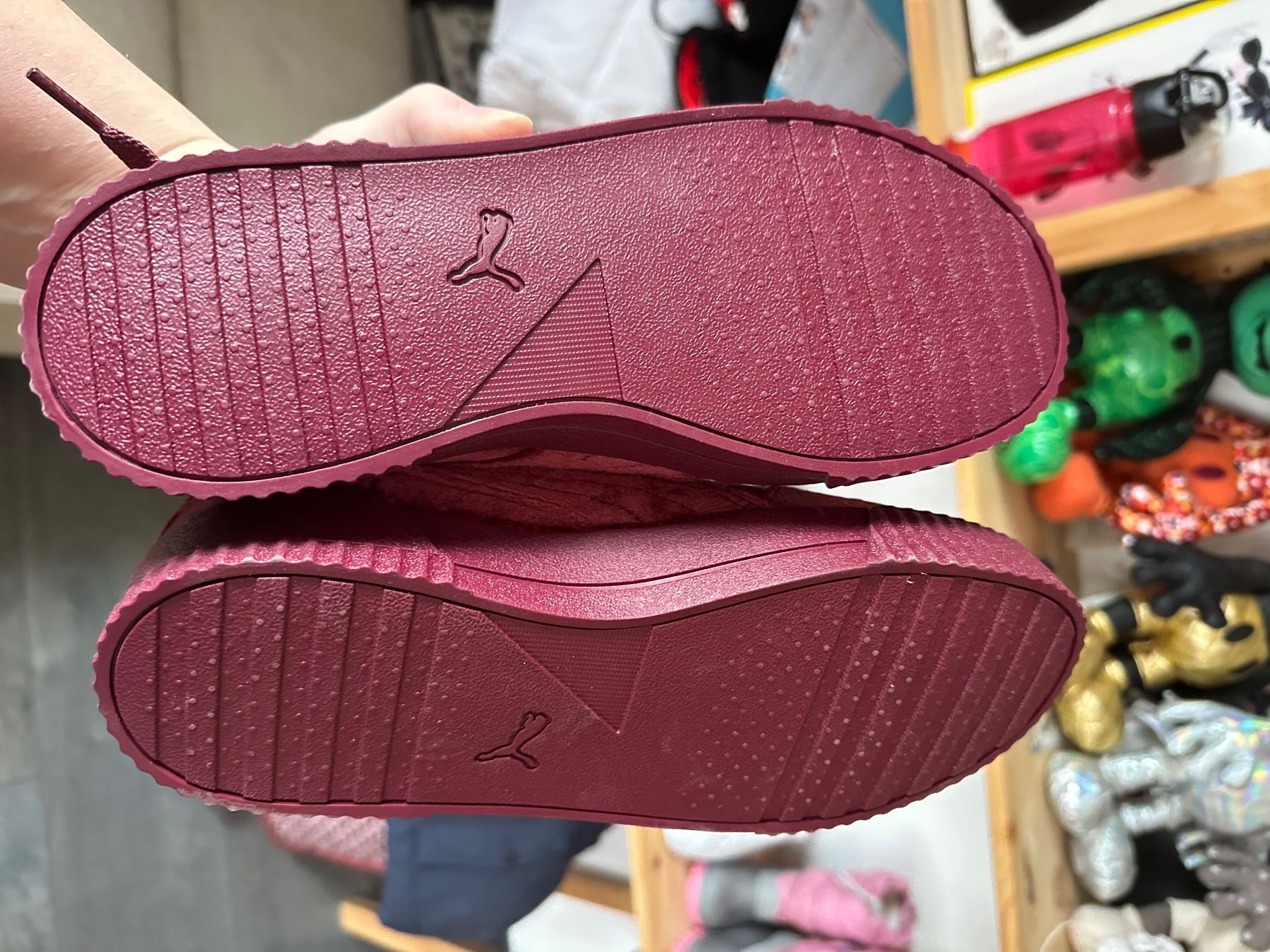 Neue Puma Samt Schuhe gr 39 Kaufen auf Ricardo