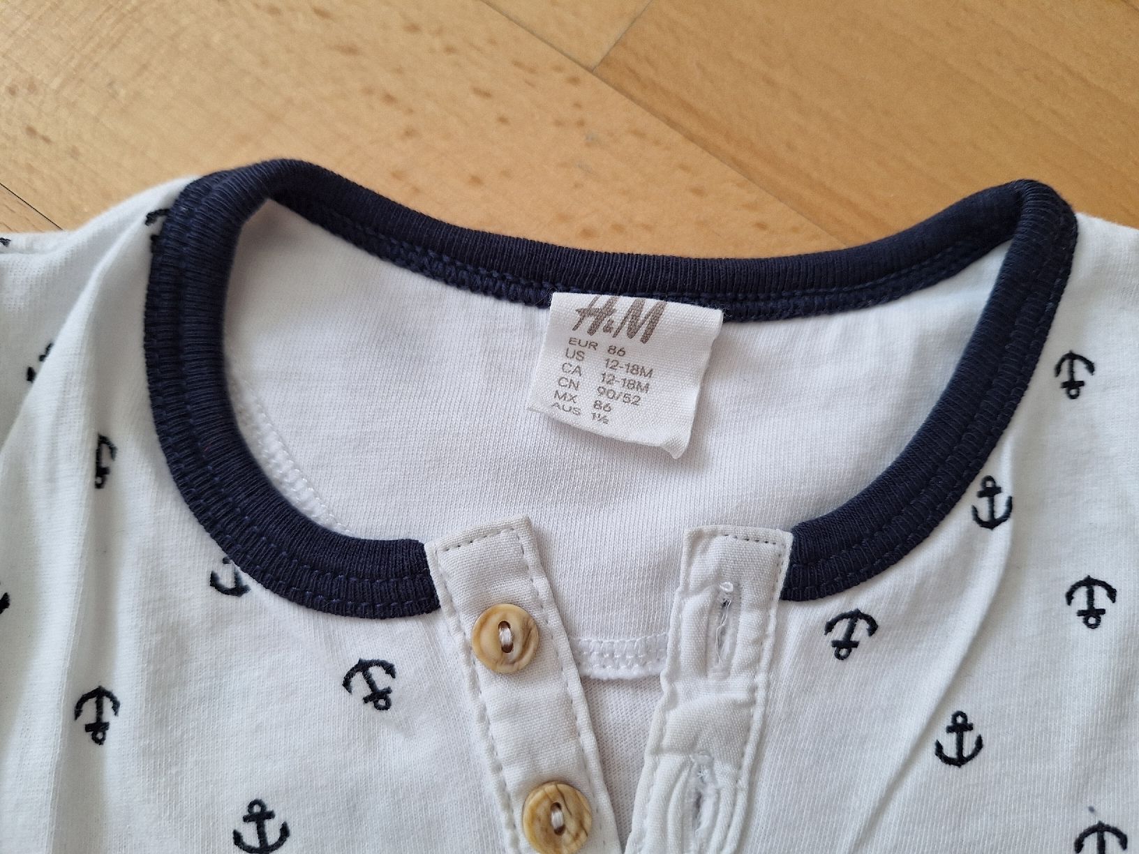 H&M Hemden, T-Shirts & Polos: Langarmshirt von H&M mit Anker in Gr. 86 – Gebraucht aus Oberrieden von man_9tm2 2