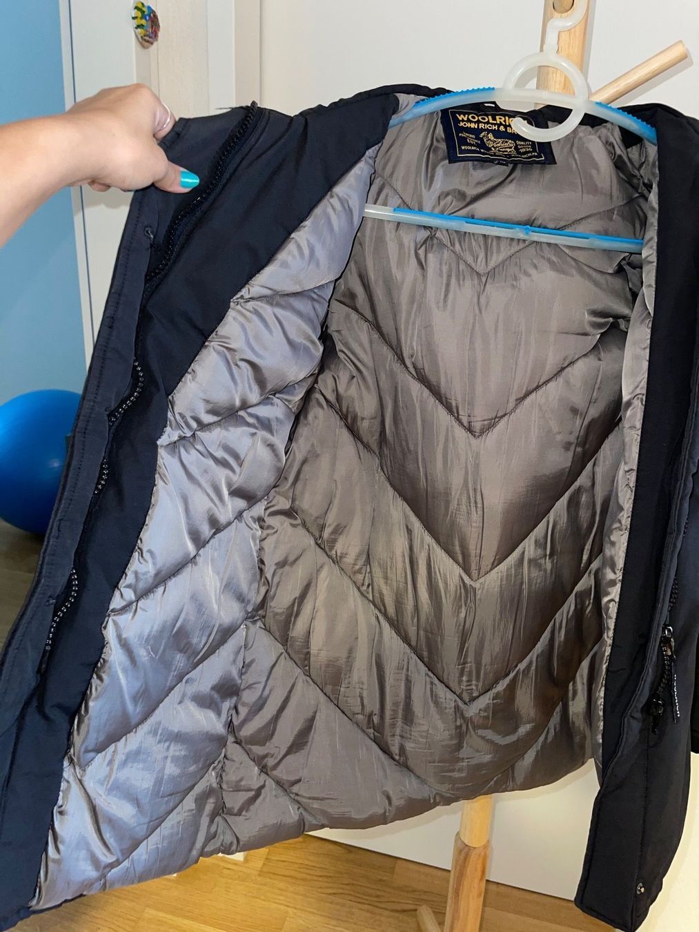 Woolrich Jacken: Jacke woolrich xs – Gebraucht aus Reinach BL von K.zh.A 5