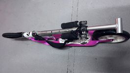 Tretroller pink Metall zusammenklappbar Zustand gebraucht