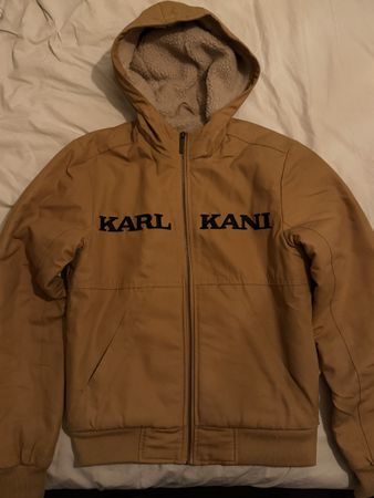Giacca Karl Kani marrone taglia XS- Perfetta per l'inverno!