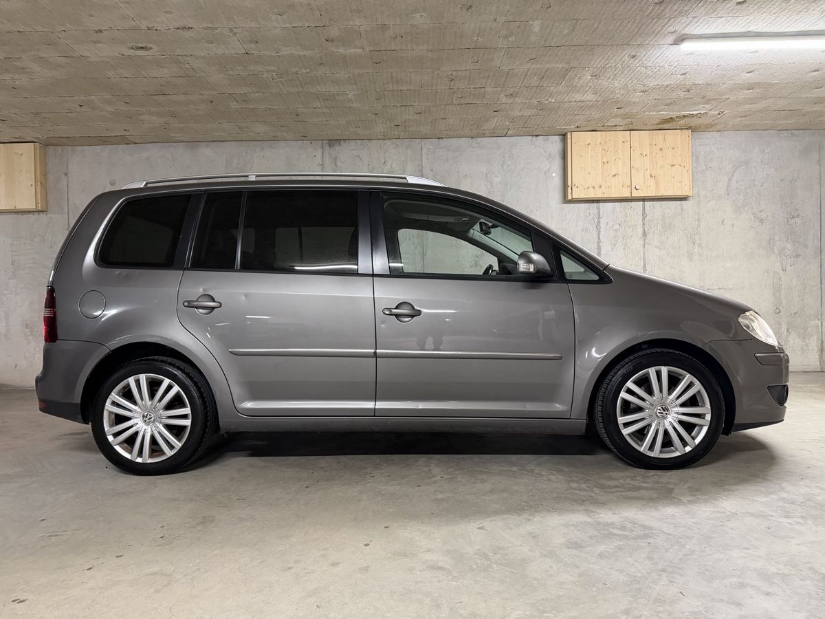 VW Autos: VW Touran 2.0TDI – Gebraucht aus Wolhusen von alt_656s 2