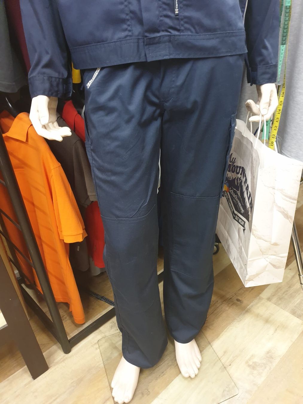 Pantaloni: Arbeitshose Blau-Gr 56( NEU) – Nuovo e nell'imballaggio originale da Bischofszell venduto da badza72
