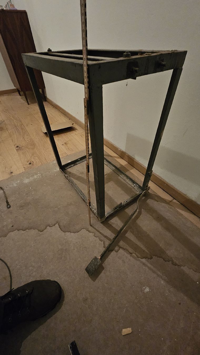 Sonstige Dekorationen & Accessoires: Stabile Unterkonstruktion, Ständer, Metall, Antik – Gebraucht aus Nidau von peterrue 5