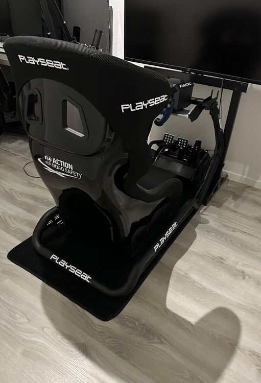 Playseat fia online