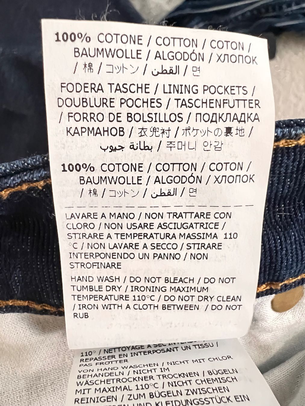 Ermanno Scervino Jeans: ERMANNO SCERVINO dark wash jeans – Nuovo (secondo la descrizione) da Lausanne venduto da NYC67 5