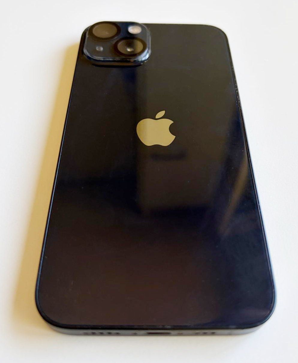 Apple Telefoni cellulari / Smartphones: iPhone 13, 128GB, Schwarz, Top Zustand – Usato da Basel venduto da Lot 1