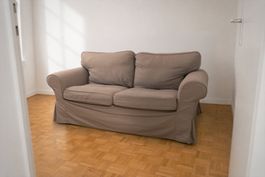 IKEA EKTORP Sofa in Grau. Gemütlich & gepflegt!