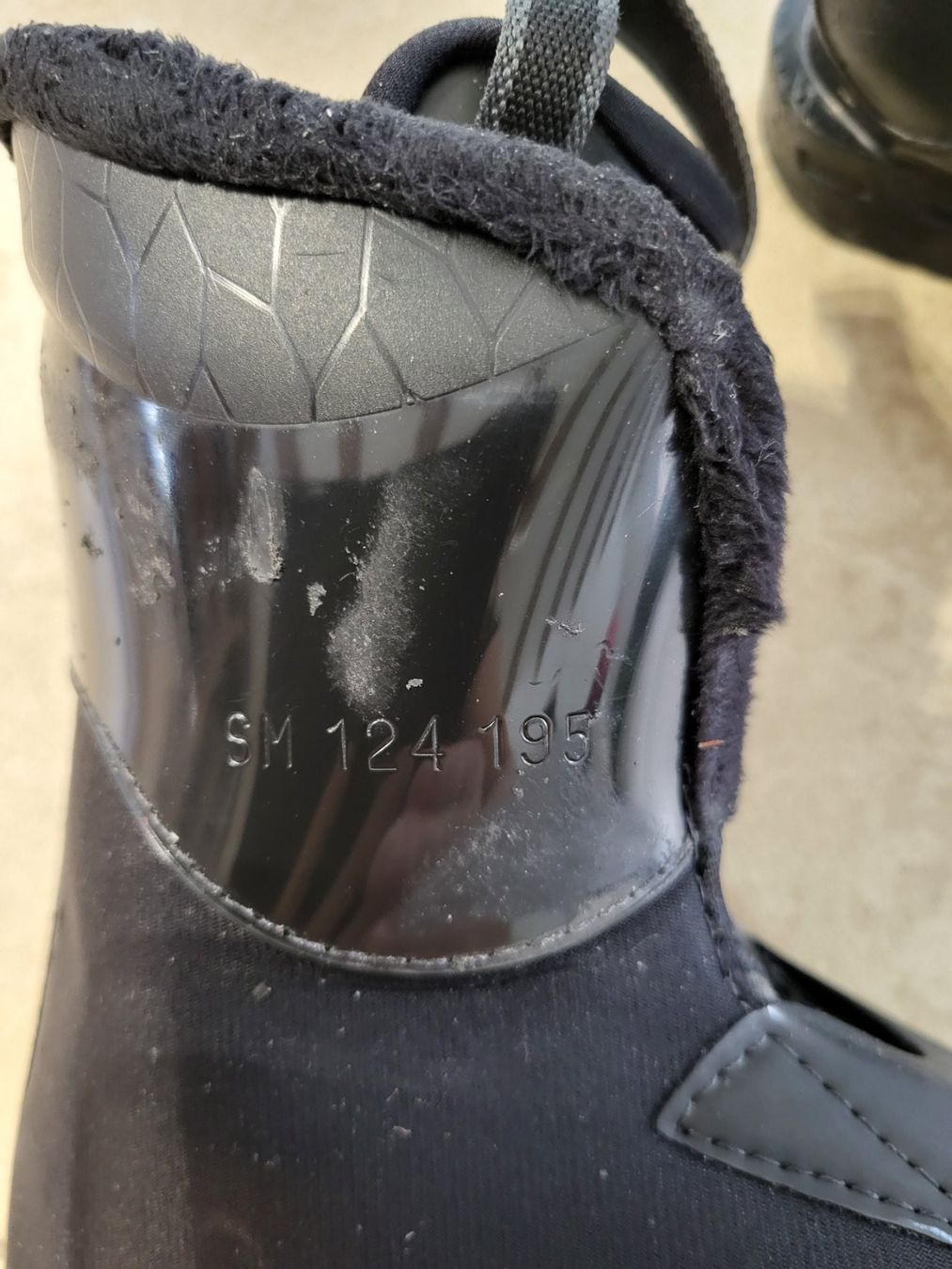 Salomon Scarpe per ragazzi: Chaussures de ski 19.5 – Usato da Gampelen venduto da cli_2thg 2