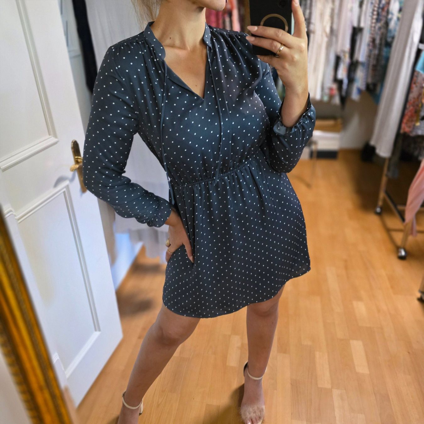 Vestiti: Sommerkleid mit Pünktchen Muster, Grösse 38/M – Usato da Wald ZH venduto da CapLux 1