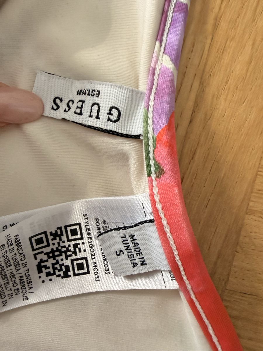 Guess Badekleider & Bikinis: Badehose Guess geblümt S – Gebraucht aus  von  4