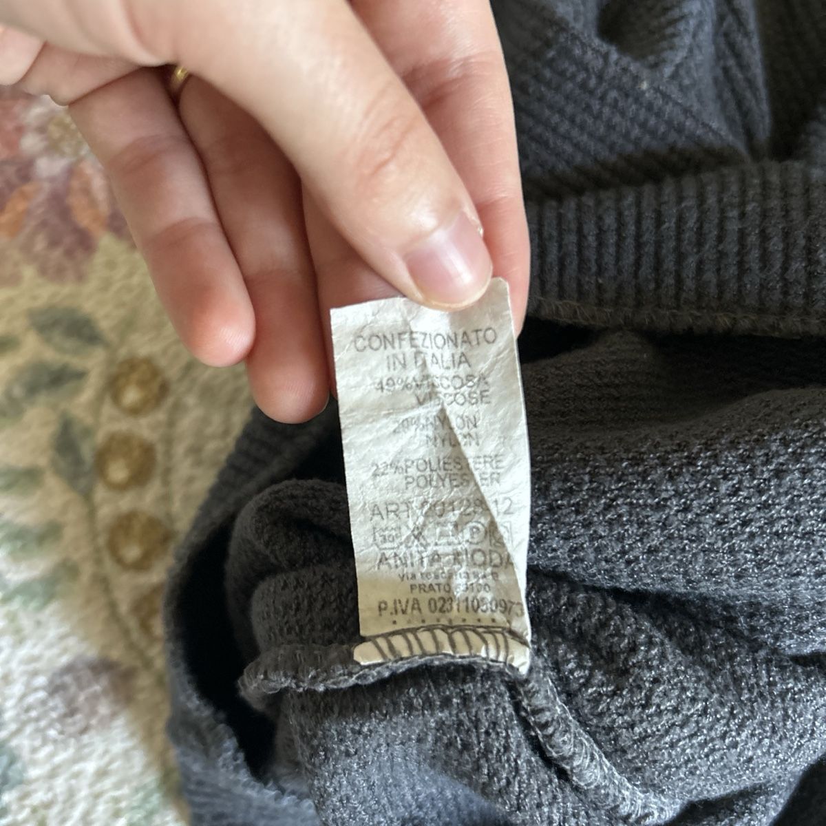 Maglioni & Felpe: Damen Pullover aus Italien – Usato da Ueken venduto da reb_mr5c 2