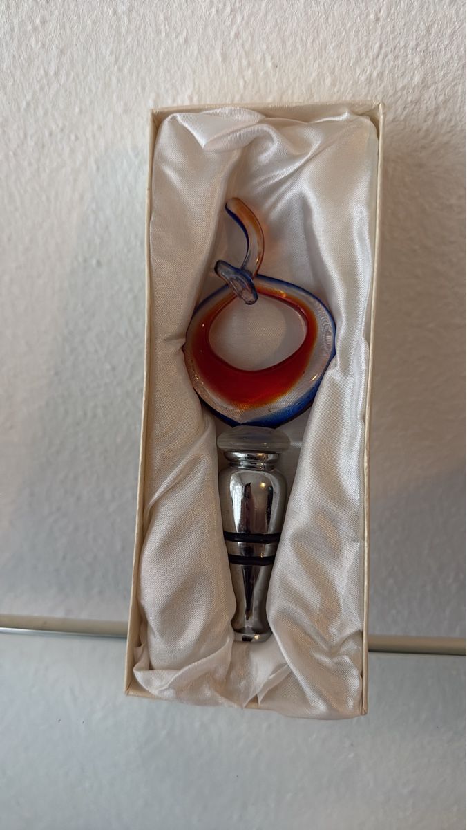 Apribottiglie & Tappi per chiusura: Exklusiver Flaschenverschluss aus Muranoglas – Nuovo e nell'imballaggio originale da Bern venduto da Marym