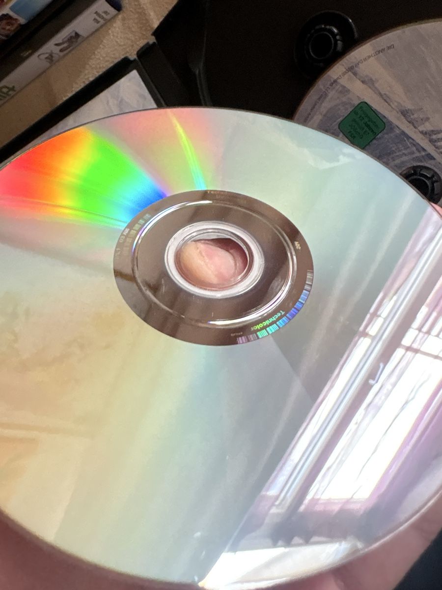Tous les DVDs: 1 – D'occasion à aarwangen par mikemog 1
