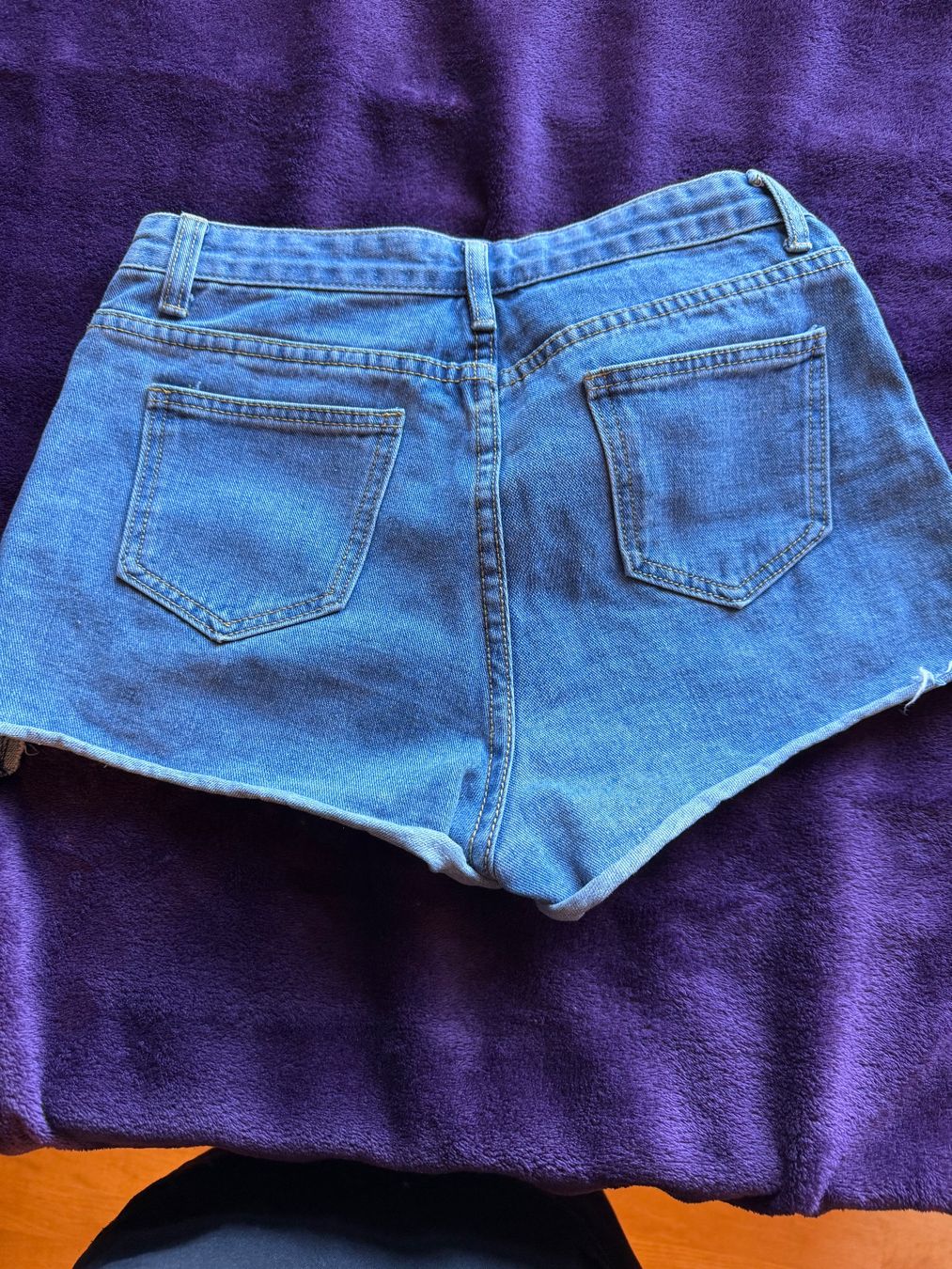 Jeans: Jeans Shorts Damen – D'occasion à Aesch (Neftenbach) par Maece_ 3