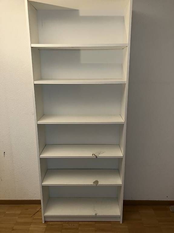 Scaffali: Weisses Büchergestell – Usato da Wil SG venduto da rah_2pfv 1