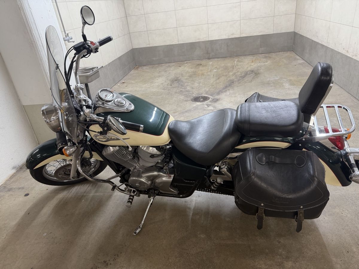 Honda Cruisers: Honda Shadow VT750 – D'occasion à Muttenz par ver_mxr7 1