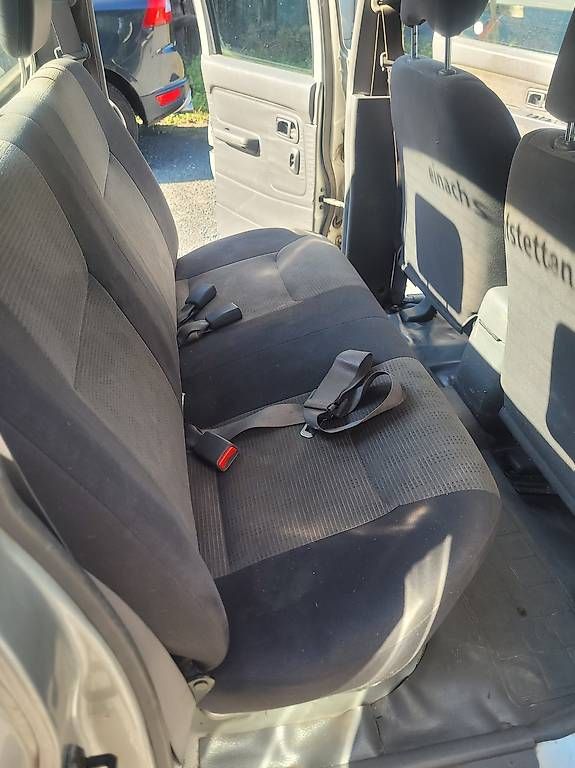 Nissan Automobili: Robuster Nissan NP300, 4x4! – Difettoso da Wilderswil venduto da Wilderswil97 3