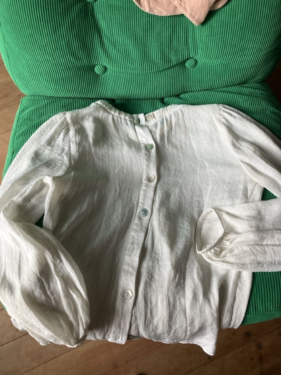Zara Blusen: Tolles Basic Bluse von zara s in weiss – Gebraucht aus Wettingen von Julchenmatz 1
