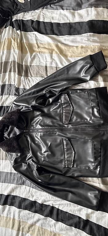 Jacken: Jeansjacke und lederjacke – Gebraucht aus Zürich von mme_z6xx