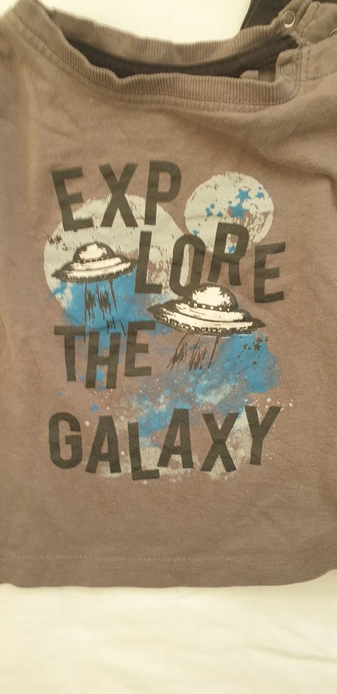 Camicie, T-shirt & Polo: 2 Langarmshirts - Gr 86-92 - Galaxy – Usato da Affoltern am Albis venduto da nyi_ph9f 1