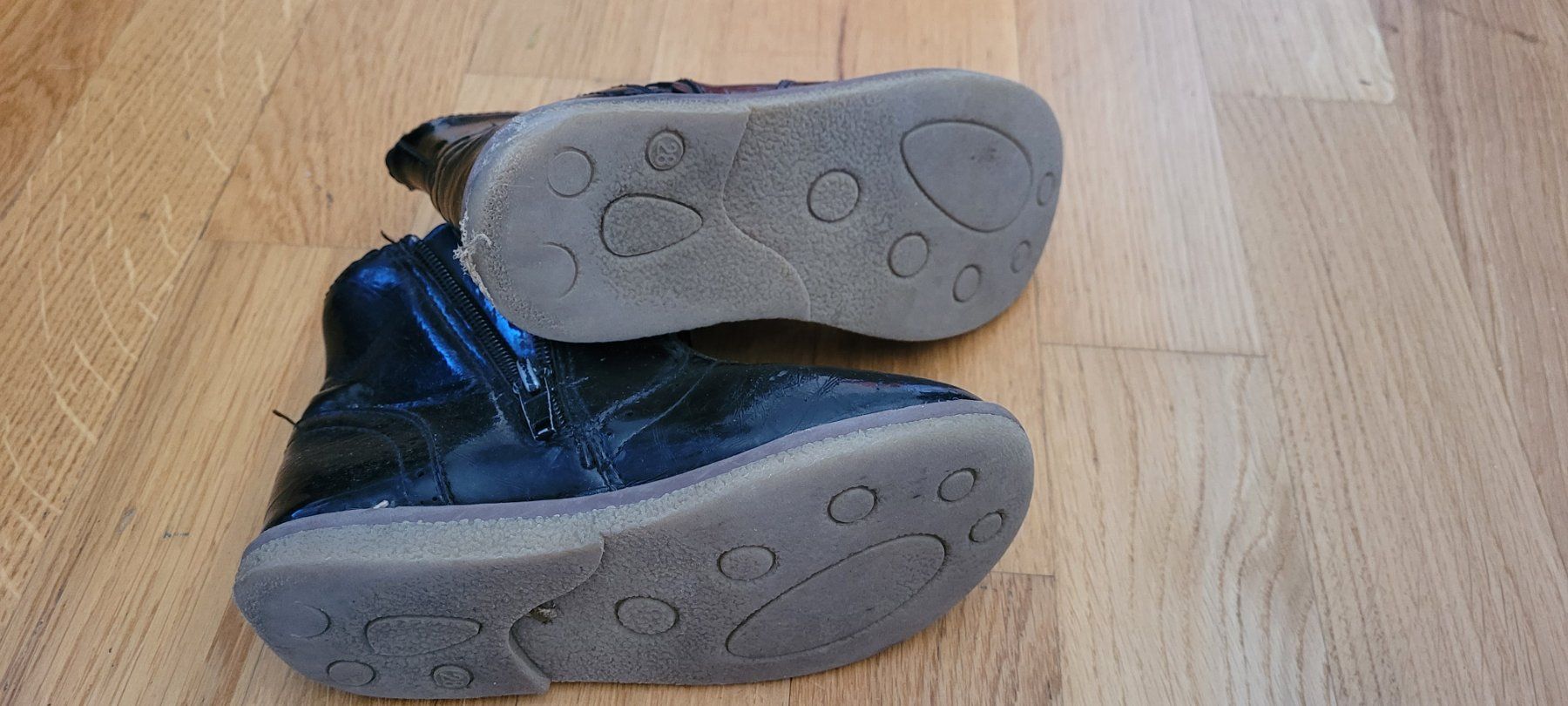 Scarpe per ragazze: Bottines fille taille 28 – Usato da Gland venduto da Mezo81010 2