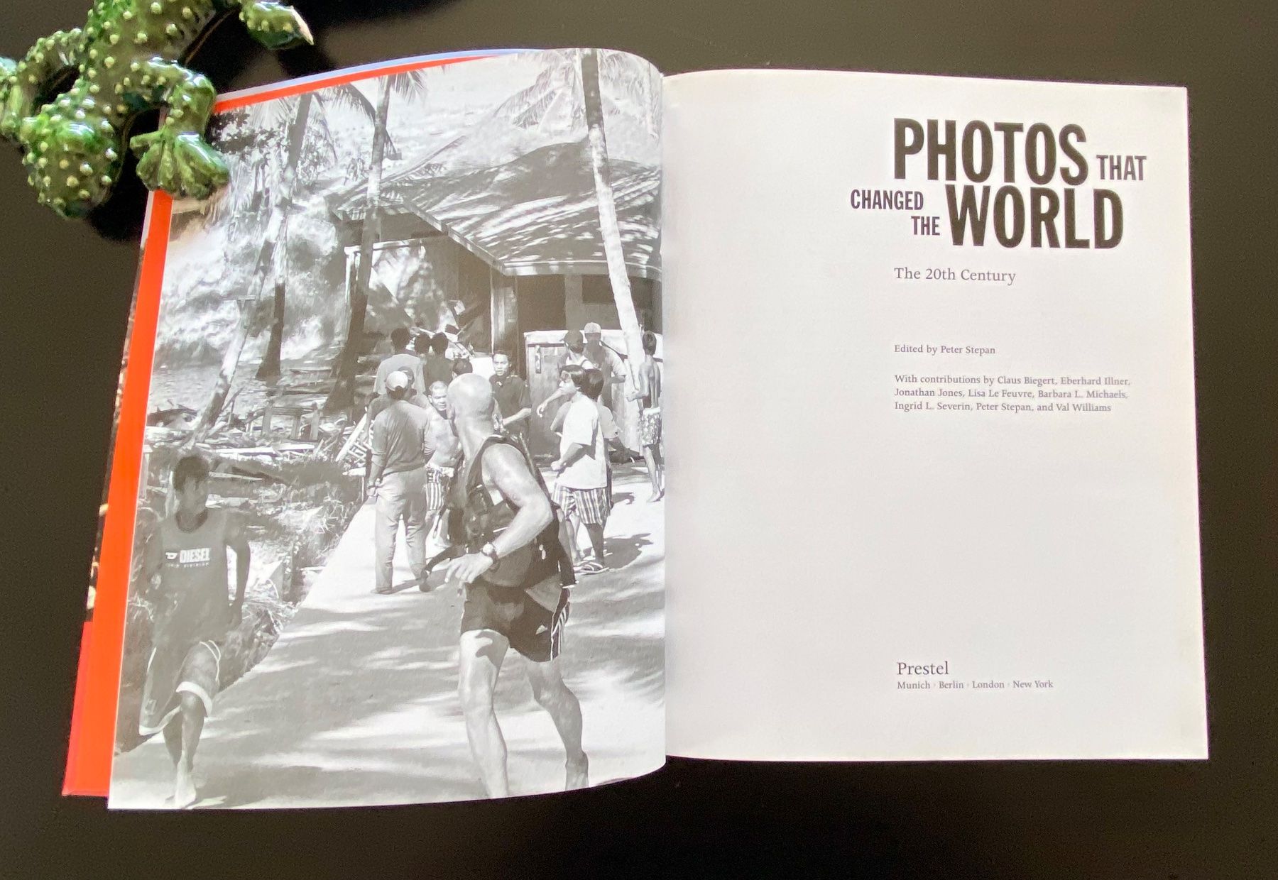 Bücher: PHOTOS THAT CHANGED THE WORLD – Gebraucht aus Nussbaumen AG von schuba2000 2