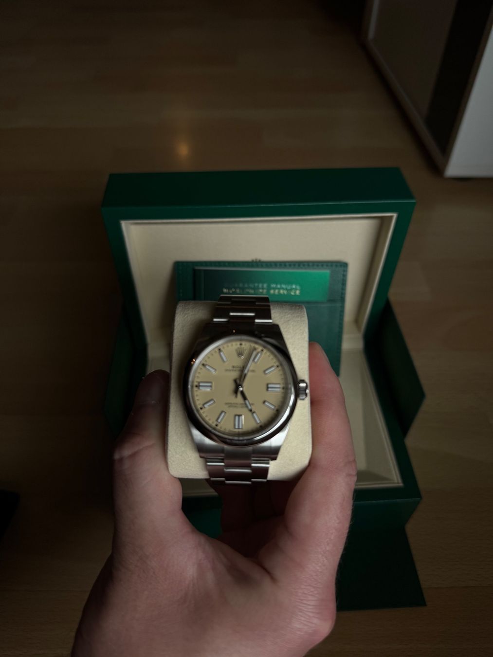 Rolex Orologi: Rolex Oyster Perpetual 41mm Beige – Nuovo (secondo la descrizione) da Uznach venduto da mucefe 3