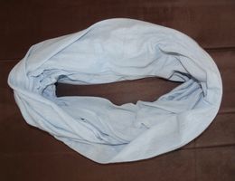Echarpe tube bleu clair