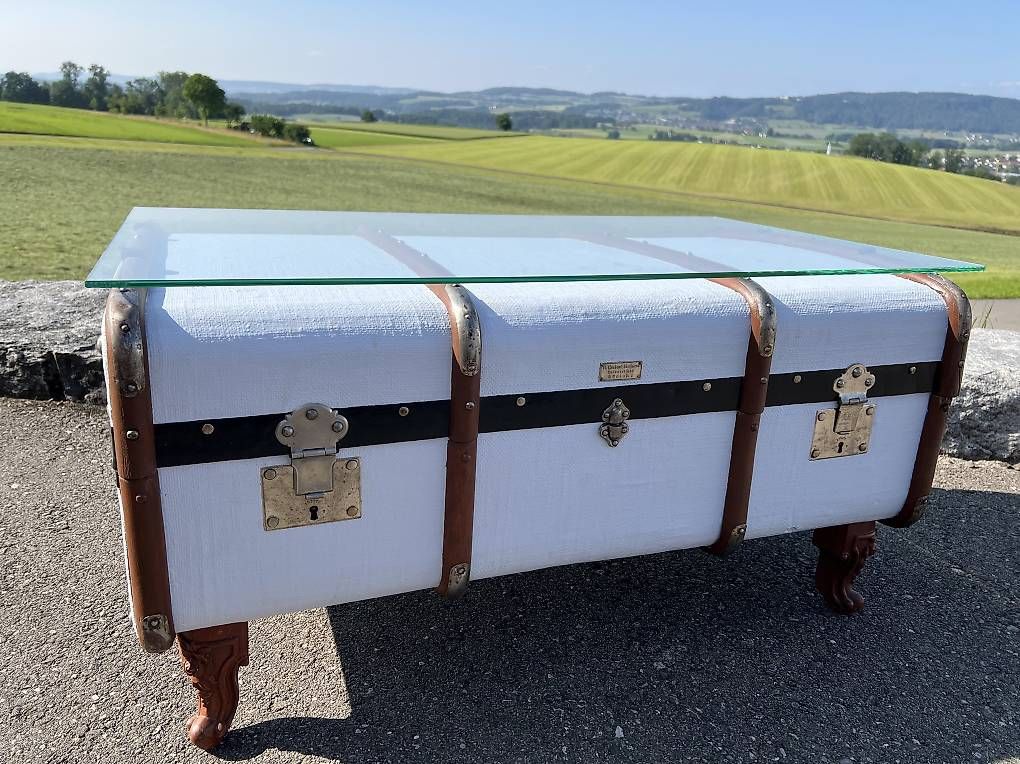 Tavoli: Salontisch aus Überseekoffer – Usato da Tuttwil venduto da Sternli1980