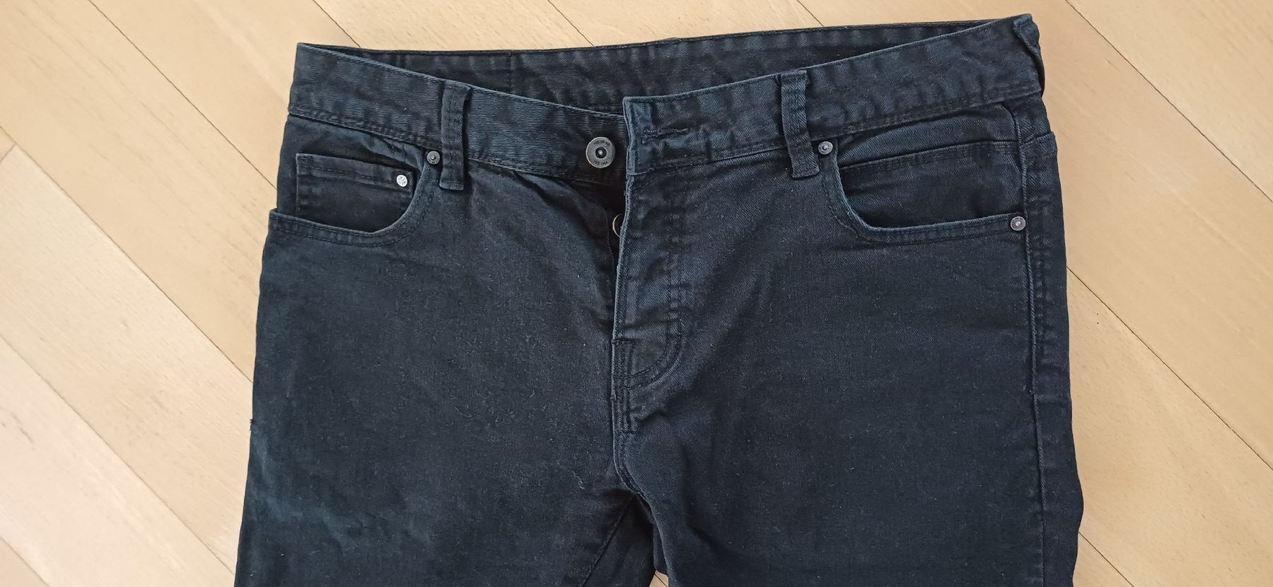 Jeans: Jeans schwarz Gr. 31/30 – Usato da Entlebuch venduto da Waldschratt65 1