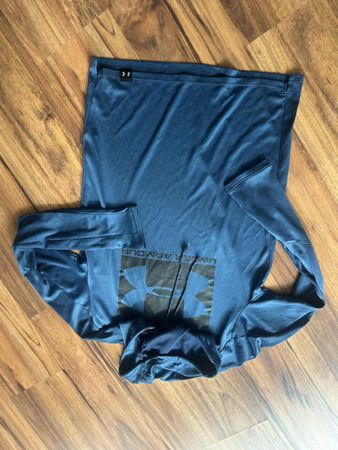 UNDER ARMOUR Sportsweatshirt gr M