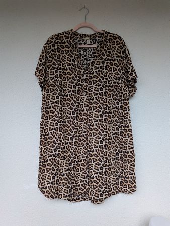 Kleid Leoprint Gr. M