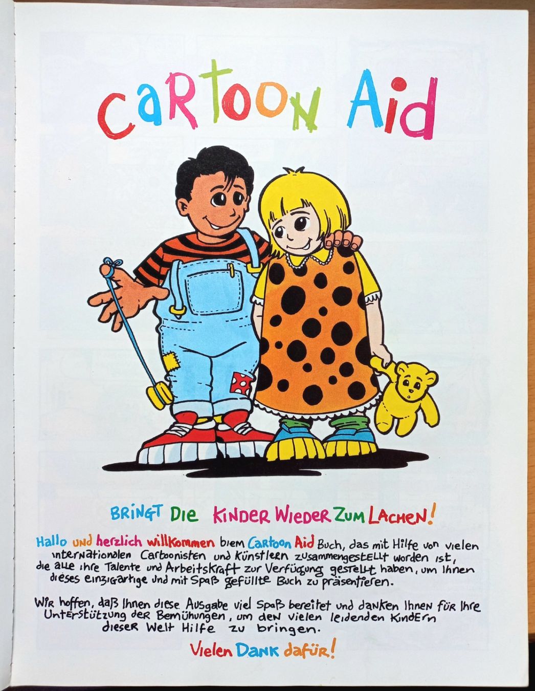 Comics: Comic - Comic Aid - Dickes Buch, gebunden – Gebraucht aus Niederuzwil von lubimaja 1