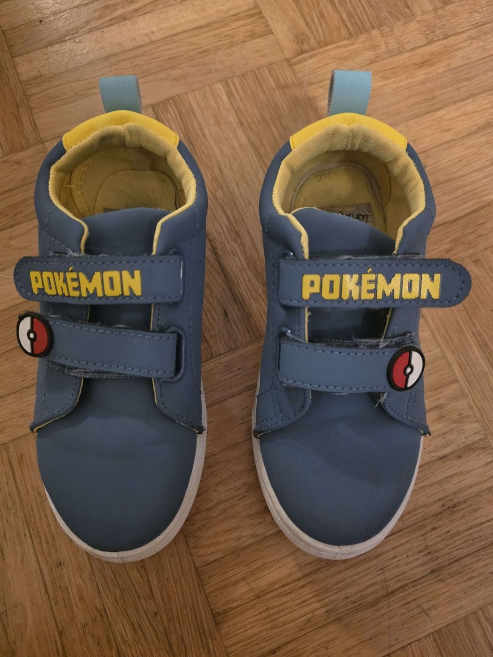 Scarpe per ragazzi: Pokemon Kinderschuhe Gr. 29 – Usato da Horw venduto da Zedy01