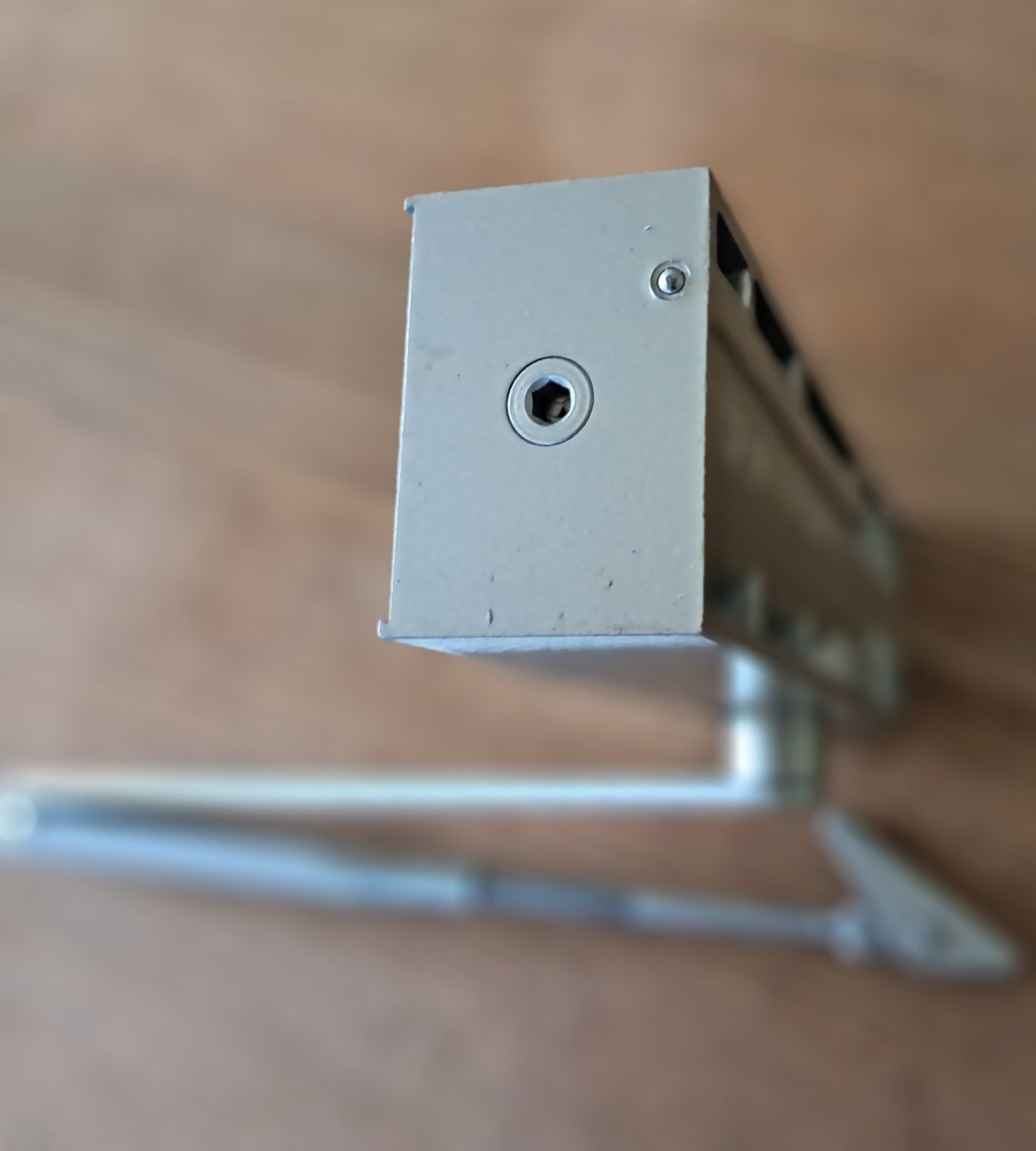 Ferramenta: Dorma Türschliesser TS 73 V, silber – Usato da Adlikon b. Andelfingen venduto da Kraemse 9