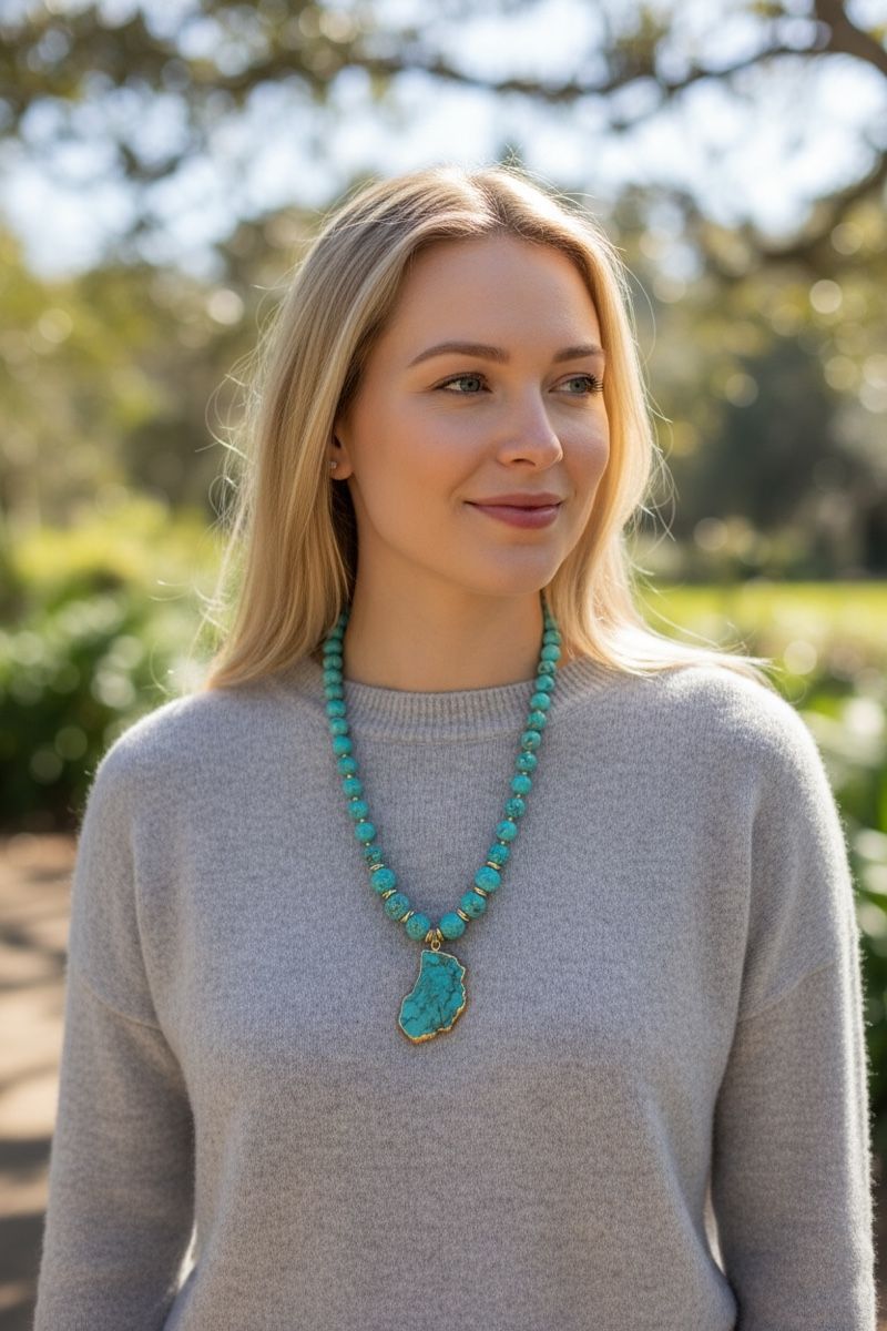 Catenine: Collier Howlith mit grossem Anhänger , Handarbeit, neu – Nuovo e nell'imballaggio originale da Kriens venduto da Hortensie6 4
