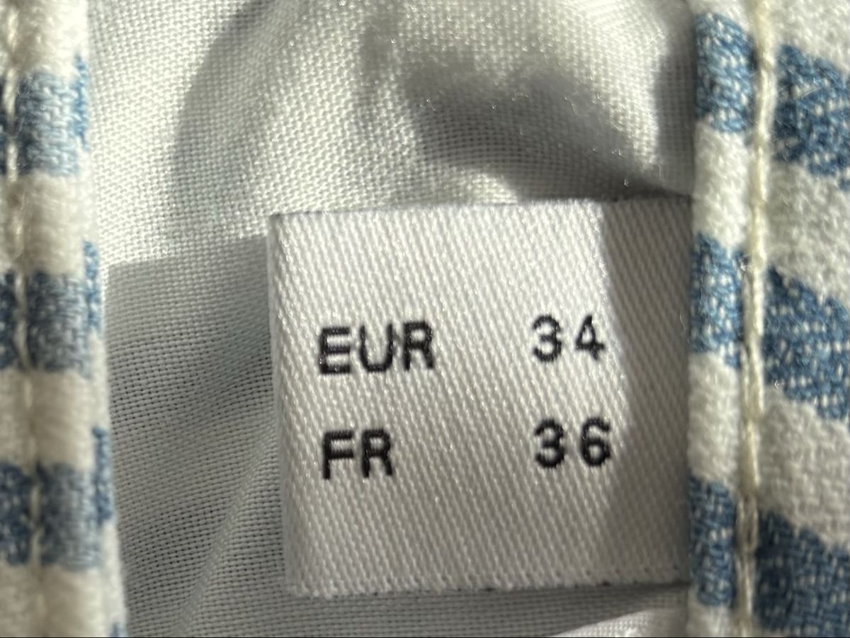 C&A Pantaloni: Gestreifte Shorts, Grösse 34 – Usato da Zumholz venduto da puerro01 2